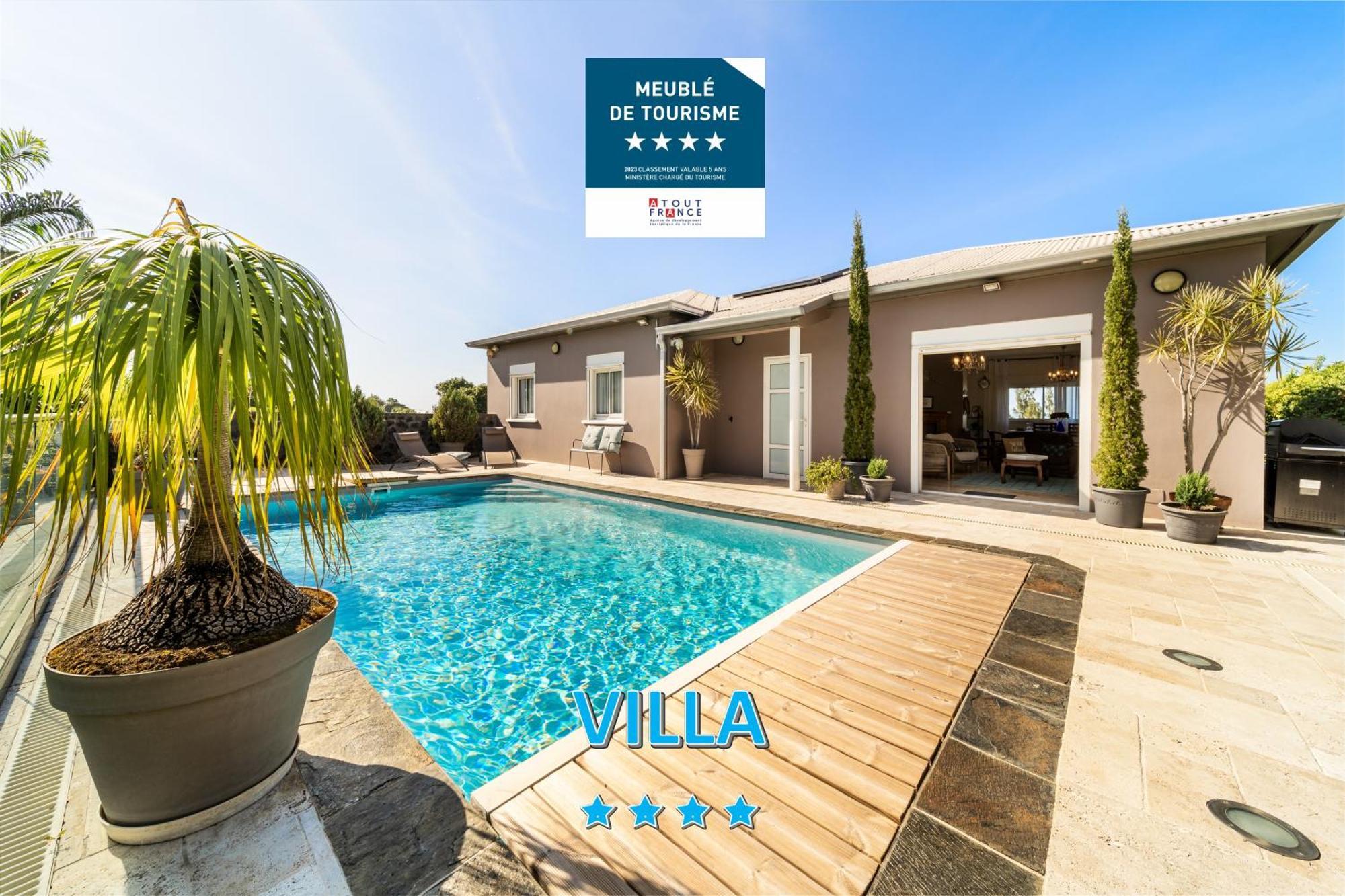 Villa Avec Piscine Vue Mer Et Montagne, En Pleine Nature 圣若瑟 外观 照片